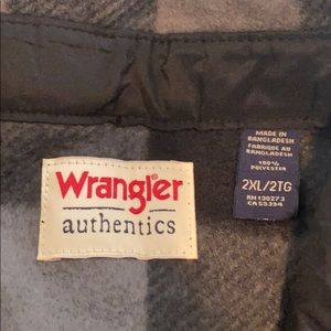 Men wrangler flannel long button up shirt